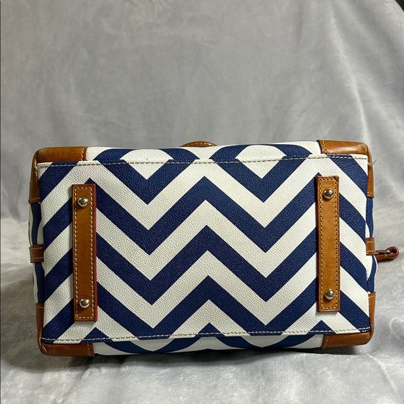 Dooney & Bourke Navy and Tan Chevron Satchel With Crossbody Strap - Picture 5 of 16